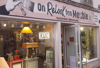  Vitrine Atelier Boutique on Relook ton Meuble_Pleyben