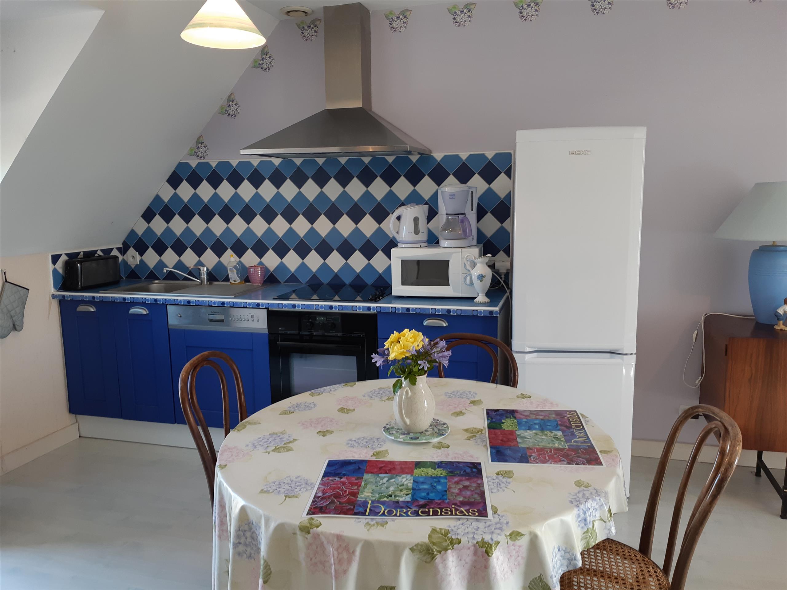 HEB MADEC GITE Hortensias Cuisine