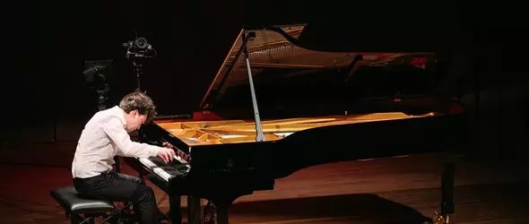 Récital de piano : Adrian Herpe