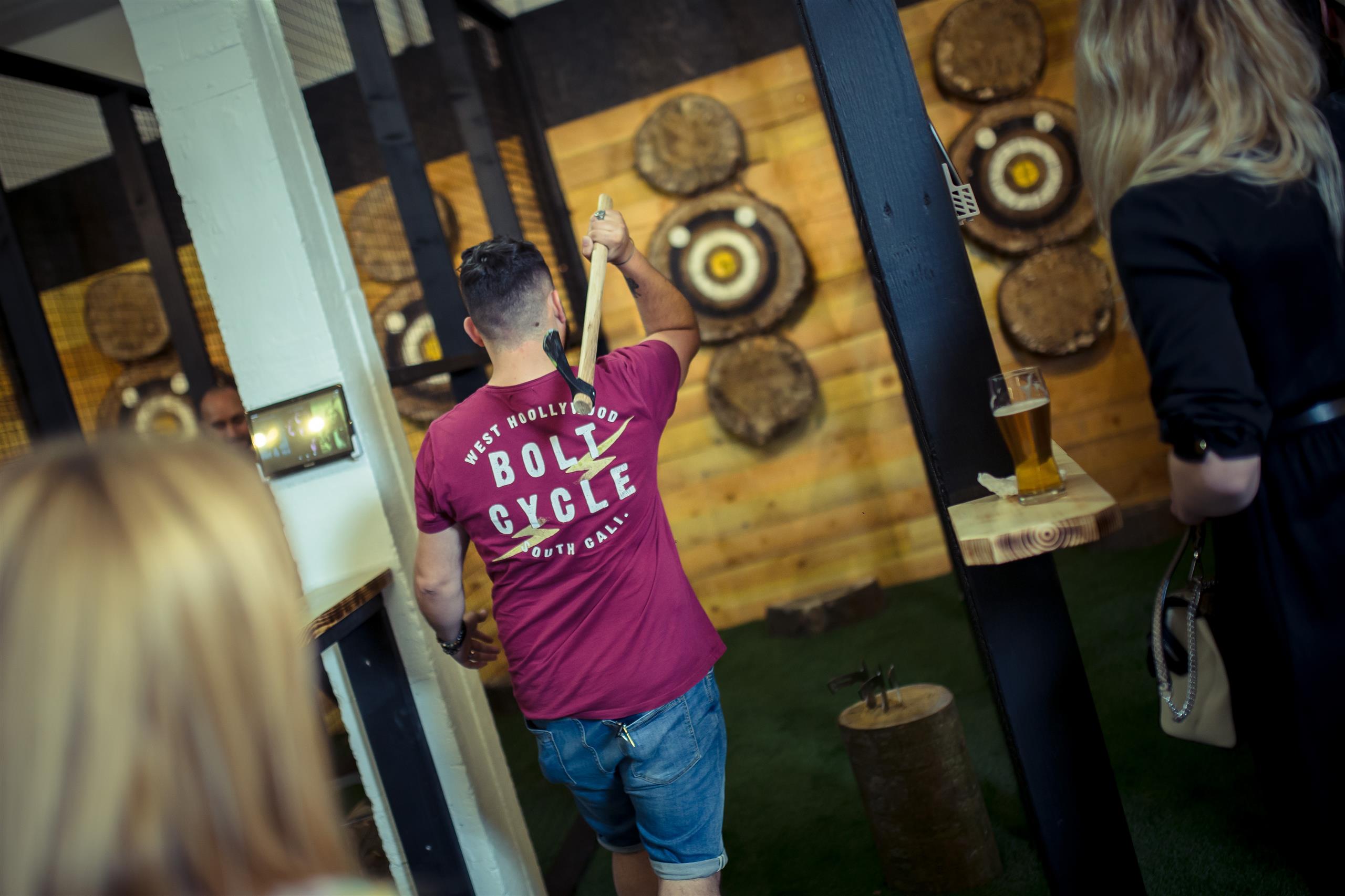 Axe Throwing - Breaking Club