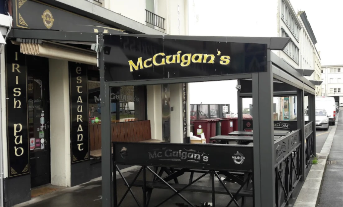 MC Guigan's