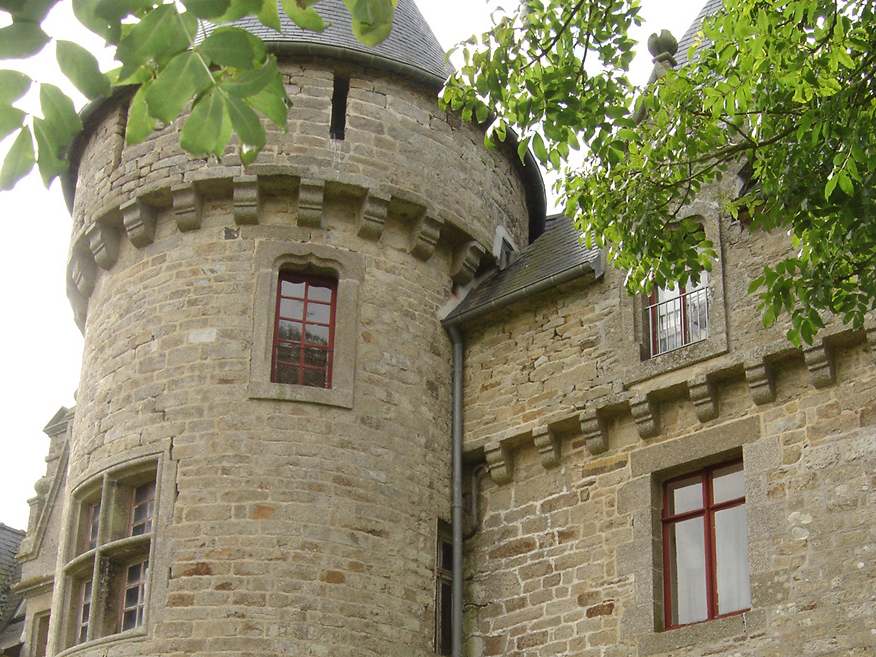 Chateau de kerveatoux tour