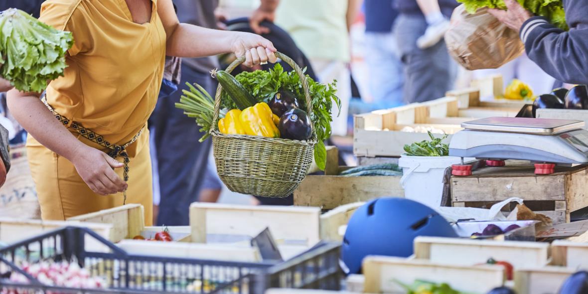 Marché artisanal nocturne de Morgat