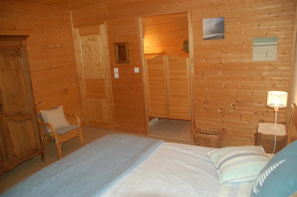 DSC_0673, chambre avec coin lavabo, 17 m²