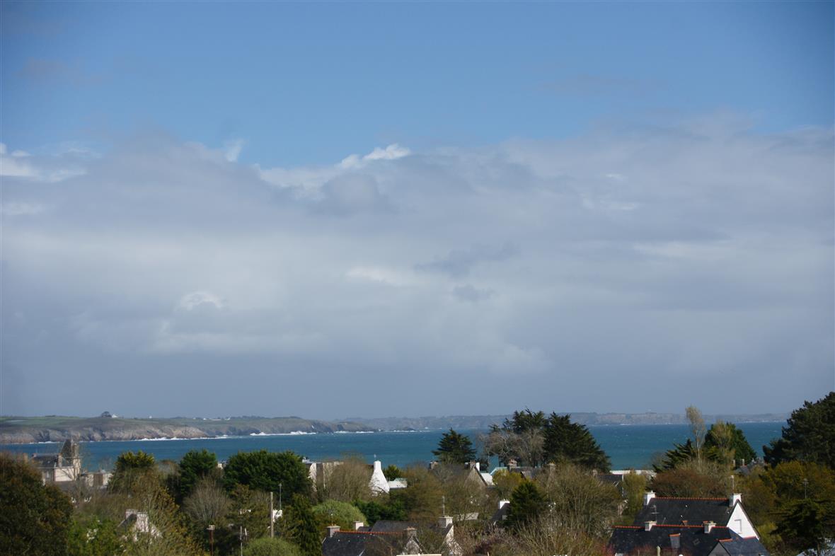 Vue de la fenêtre de la cuisine/séjour