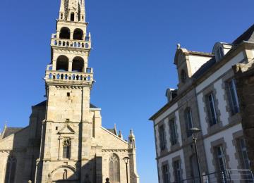 L’église et la mairie 