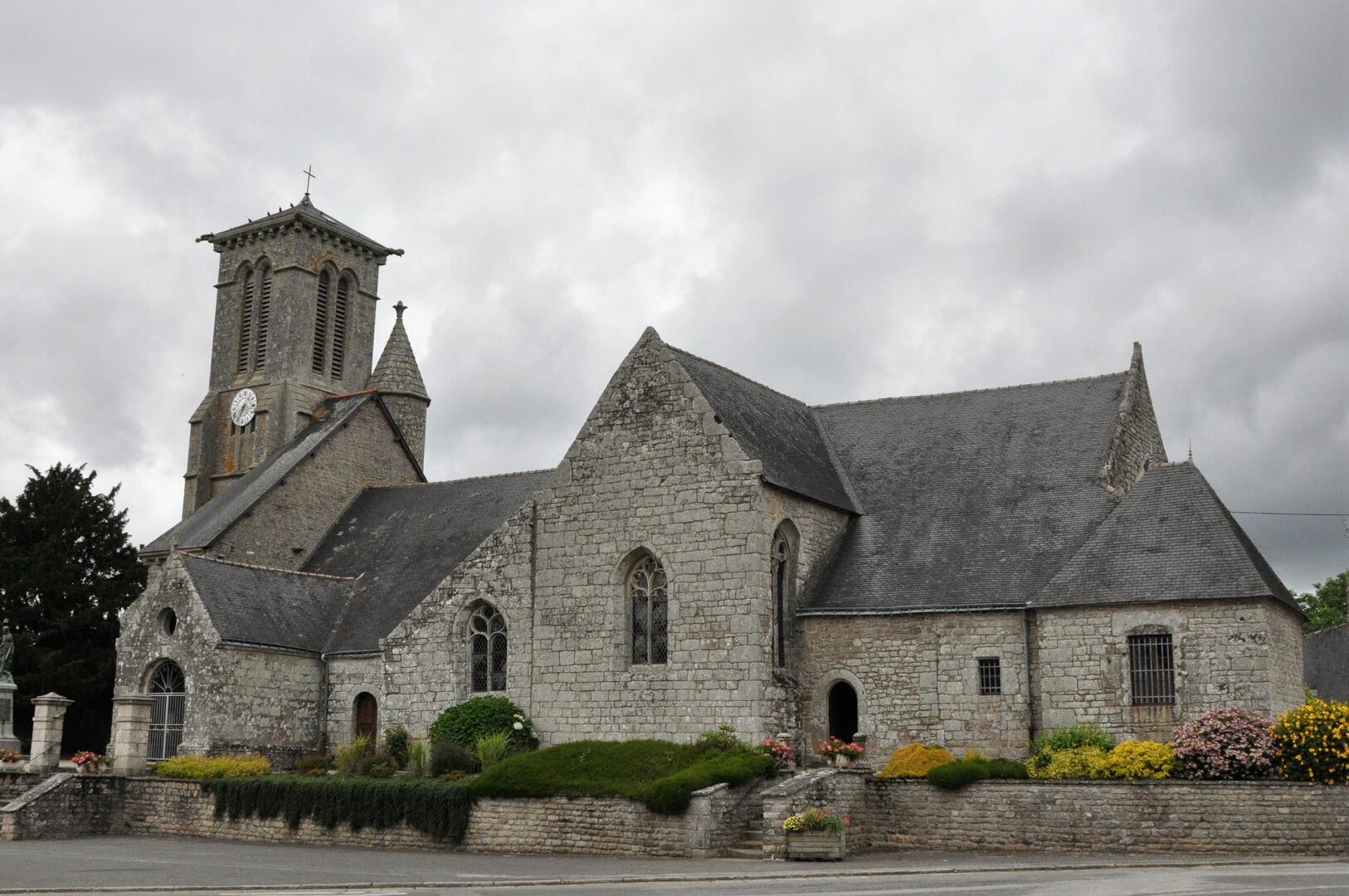 Eglise_StBeheau_Priziac