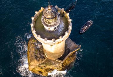Emmanuel Robert La phare du Four - Molène islands excursions - Lanildut