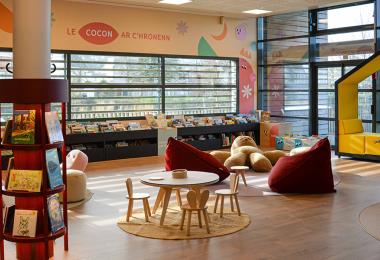 ©Médiathèque-Ville de Landerneau Espace jeunesse