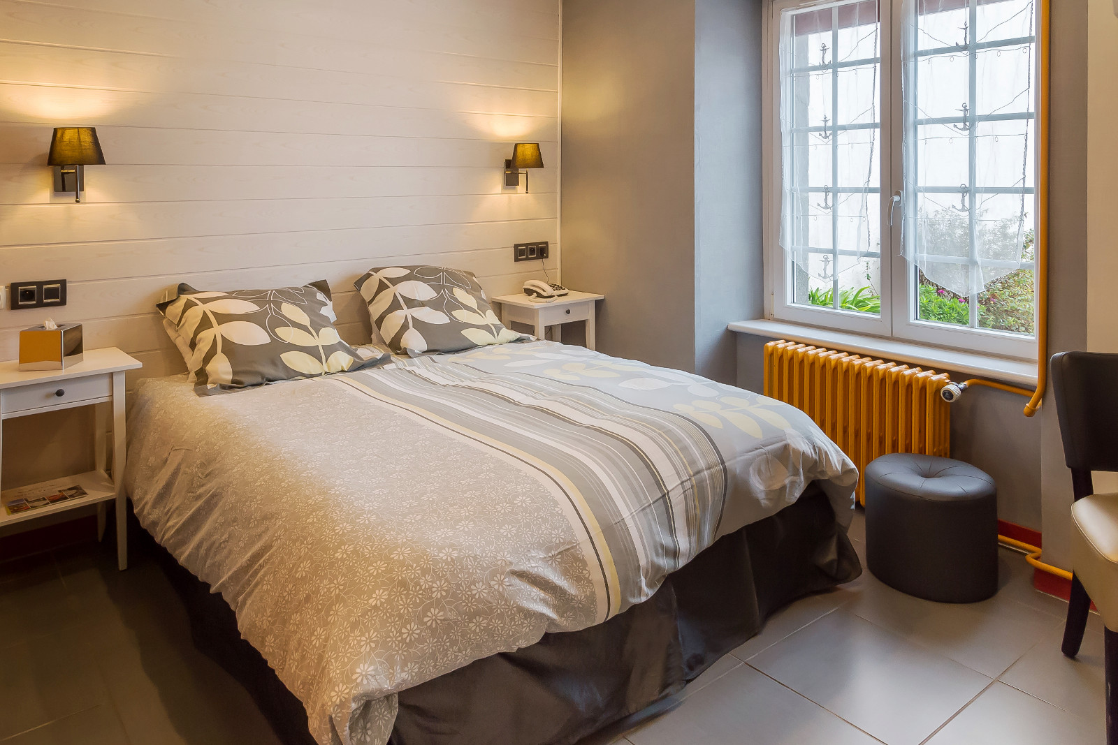 Hostellerie-de-la-mer-chambre-19