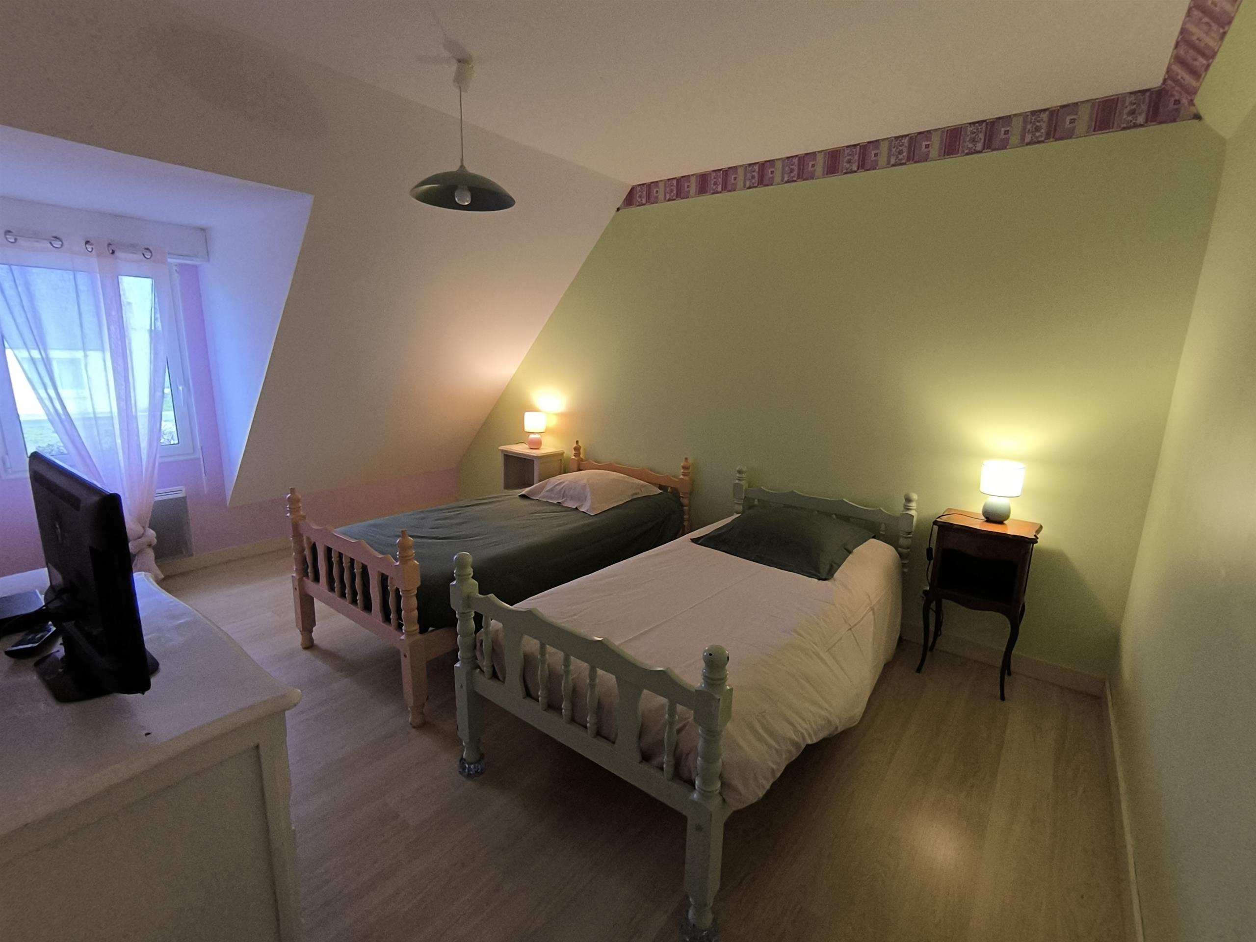 HEB MADEC Gite ARUMS chambre étage