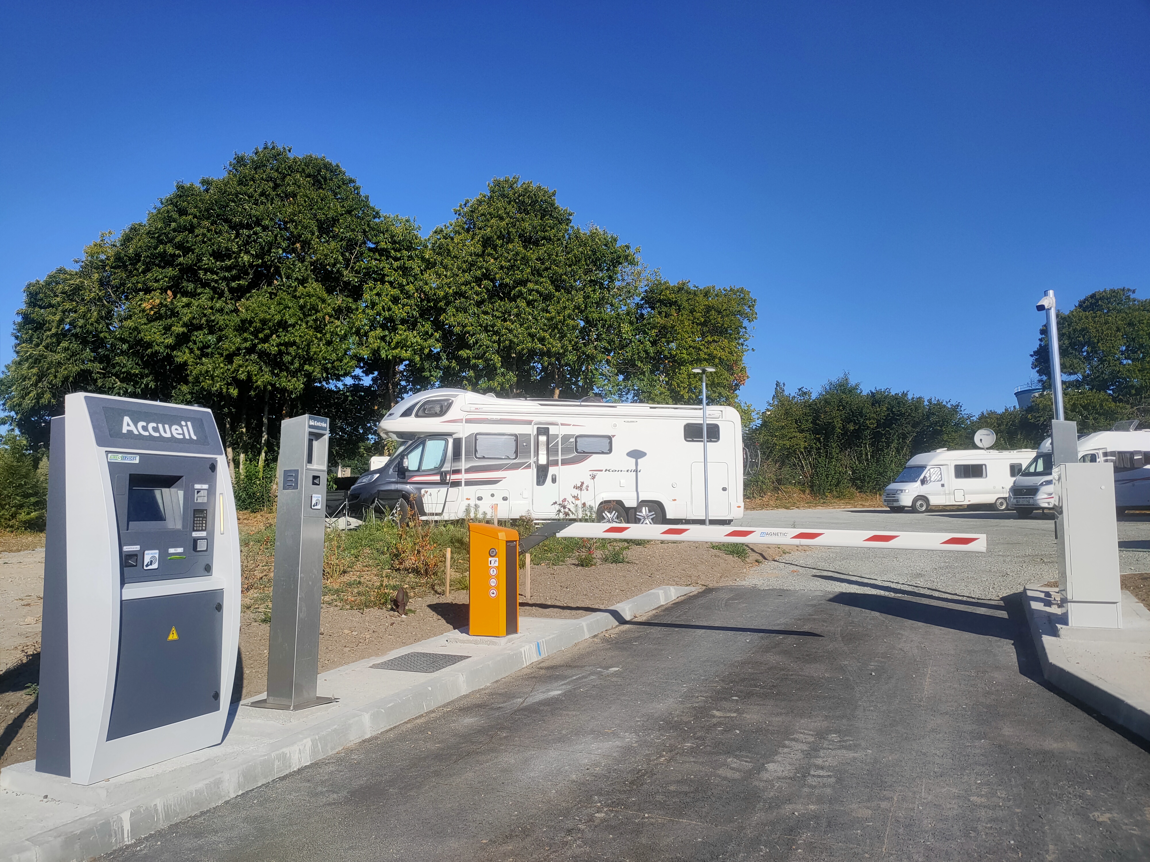 camping emaille geschirr Camping Emaille Geschirr-Set 12-tlg. Blau & Schwarz main image 1