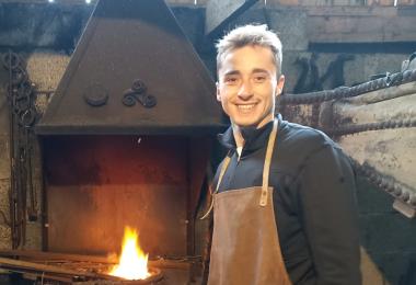 Jolan at the forge