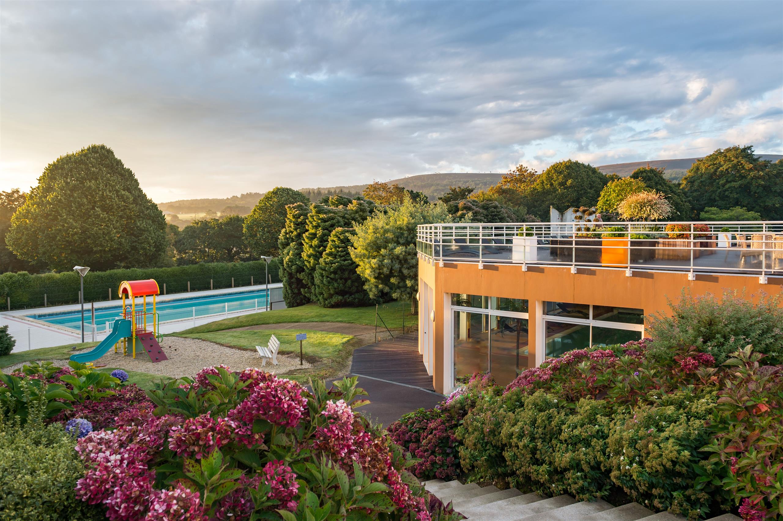 Ker Beuz Piscine Jardin