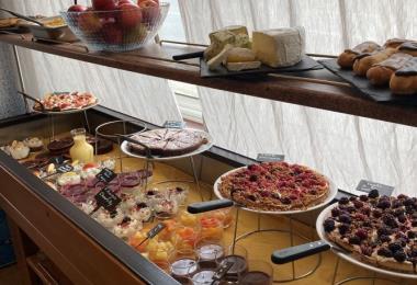 Le QG photo buffet fromages et desserts