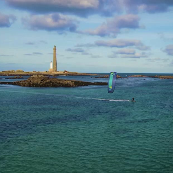 Kitesurfen lernen im Pays des Abers mit AvelWest