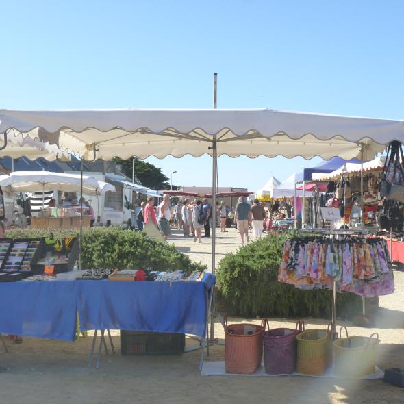 Saint-Nic market
