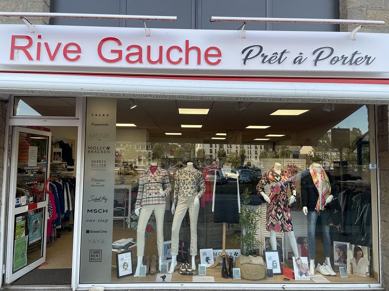 PHOTO DE LA VITRINE DU 27.09.22-redi