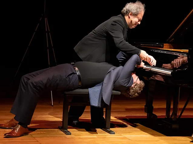 Pascal Amoyel & Dimitris Saroglou, piano