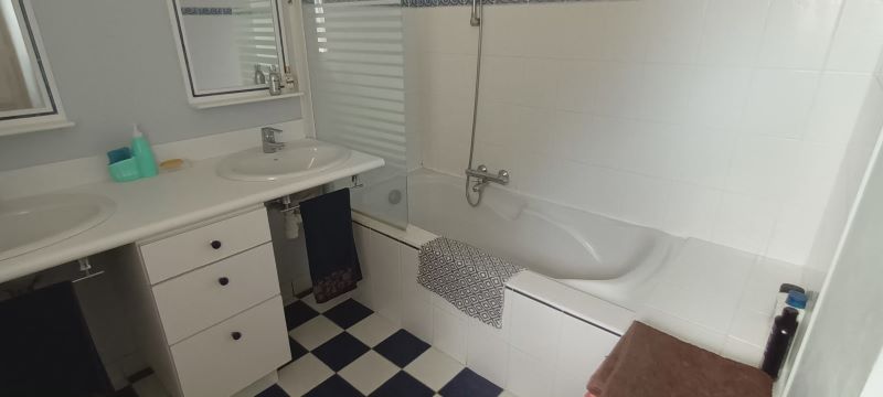 Salle de bain_Chambres du 407