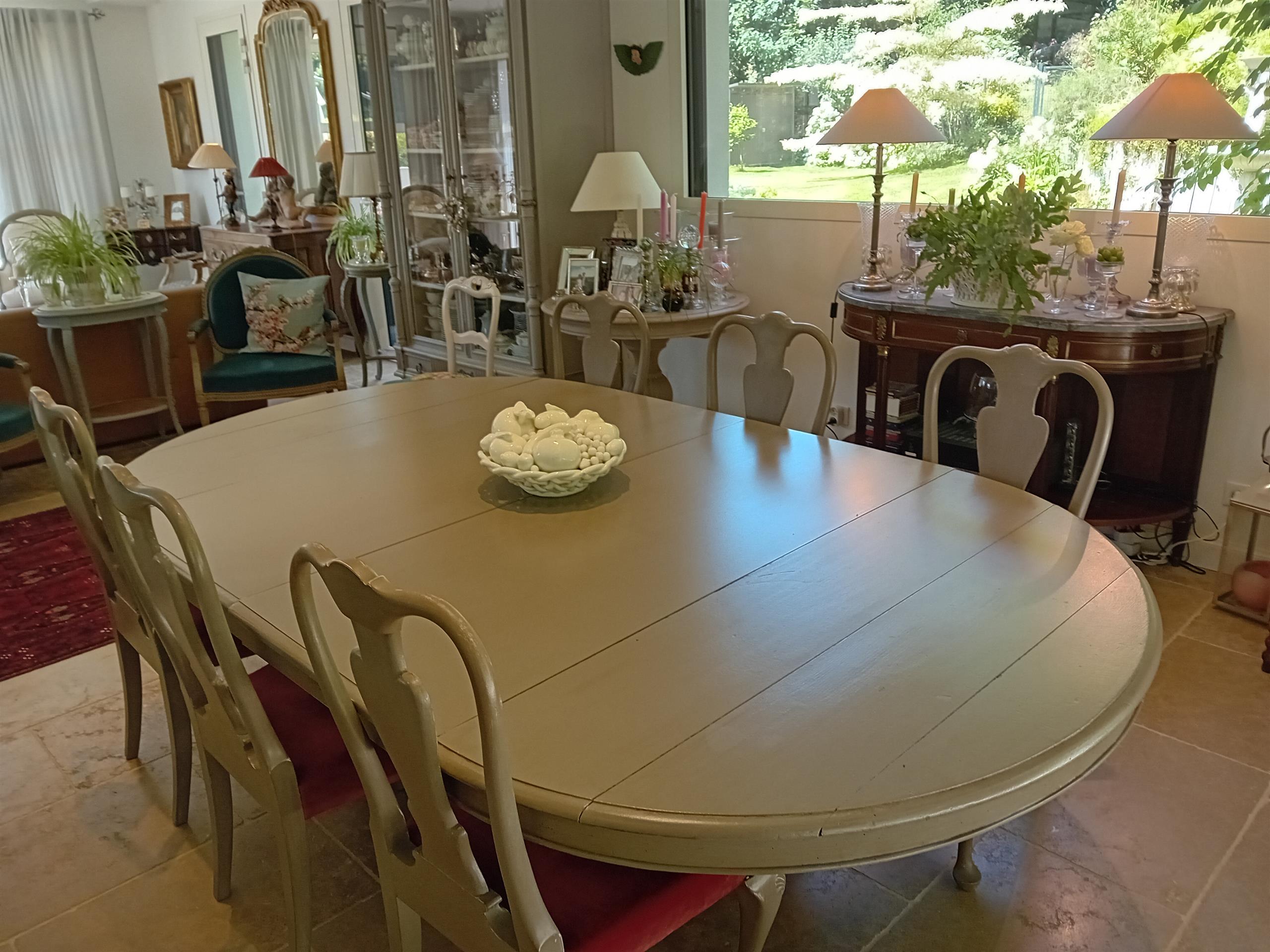 Salle petit déjeuner 1
