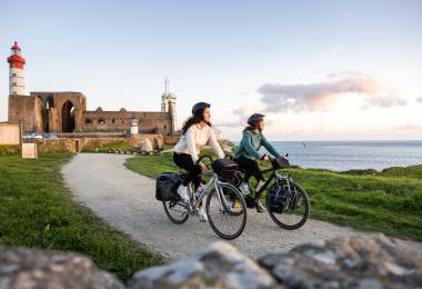 Vélo-pointe-saint-mathieu
