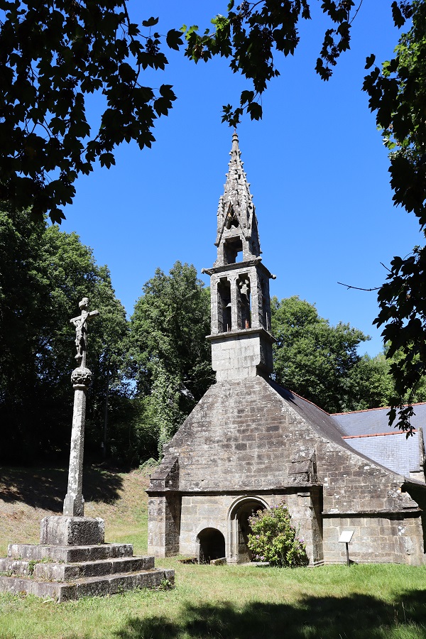 chapelle_madeleine_pleyben_porche_calvaire_CL