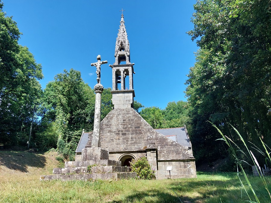 chapelle_madeleine_pleyben_vue_generale_CL