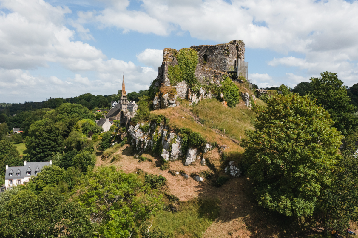 chateau-roch-morvan-roche-maurice