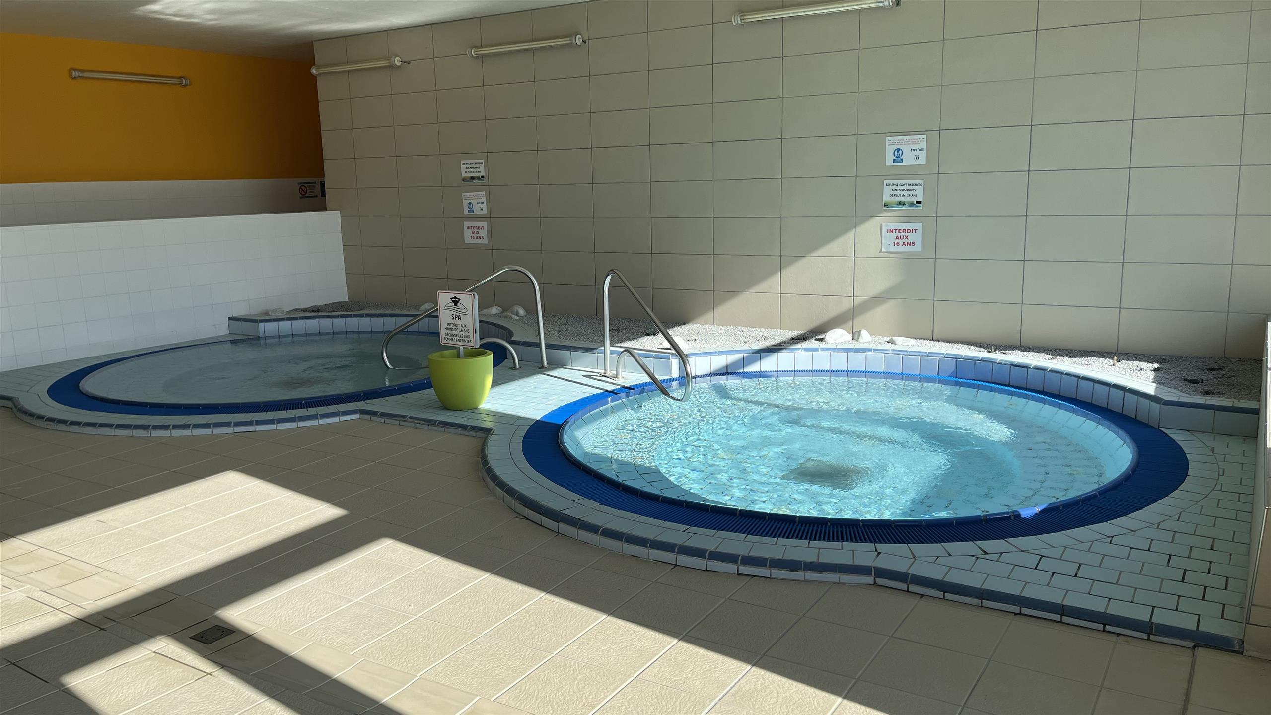 jacuzzi