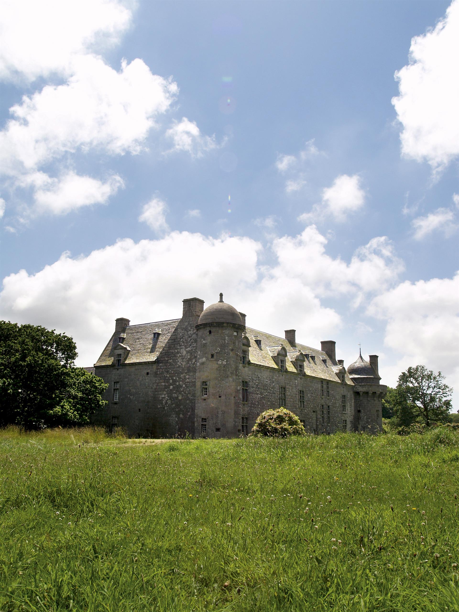 Château de Kergroadez