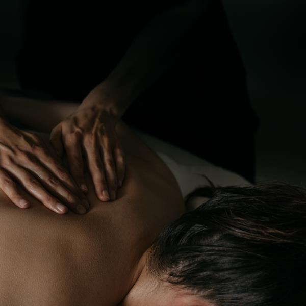 Soin-modelage-spa-LaButte