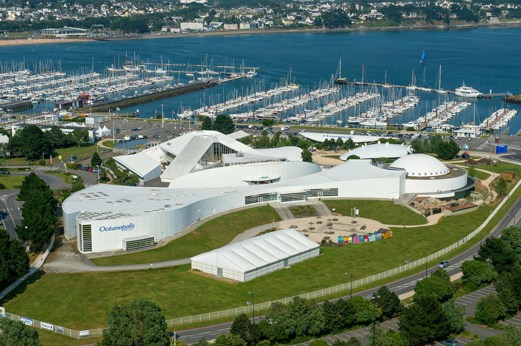 Oceanopolis_vue-aerienne_Copyright-Oceanopolis