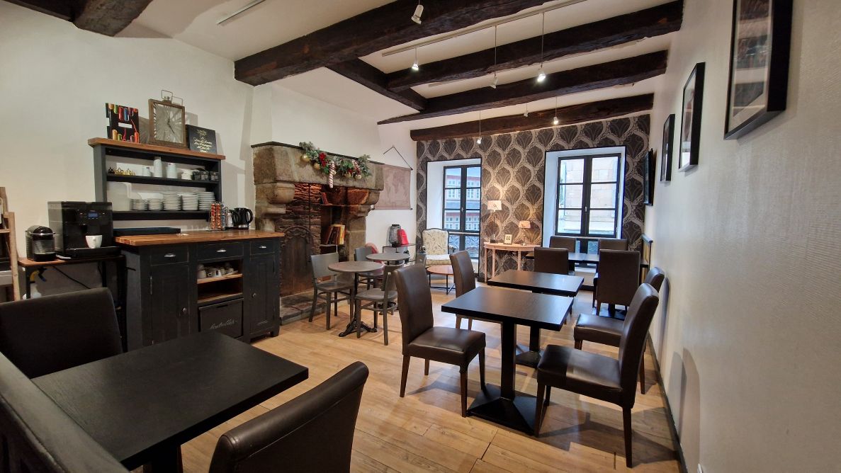photo intérieur salon de thé CK pâtisserie