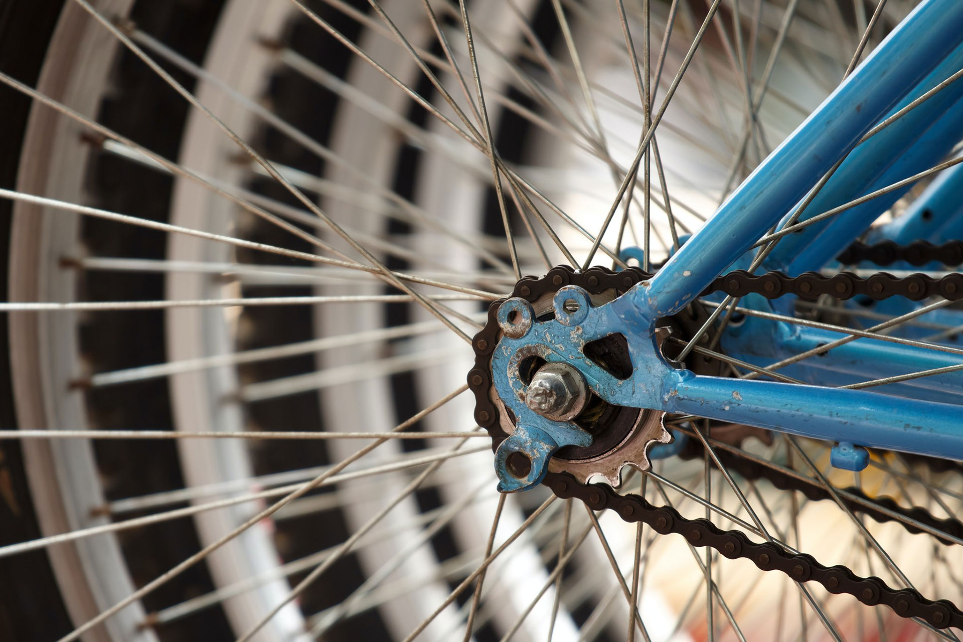 Les frères complices ploudalmézeau velo repair rental
