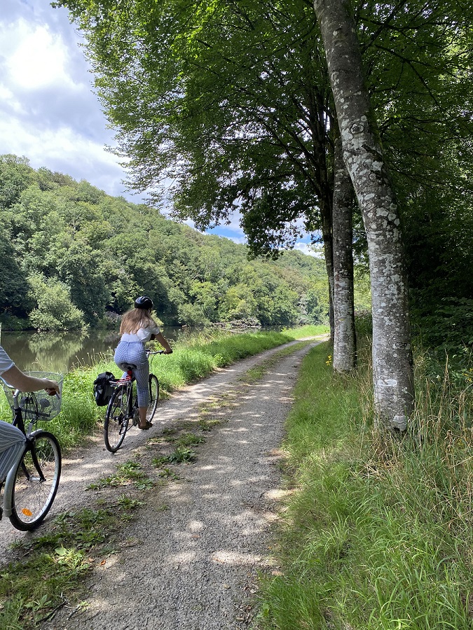 velo_canal_nantes_brest_menez_hom_atlantique